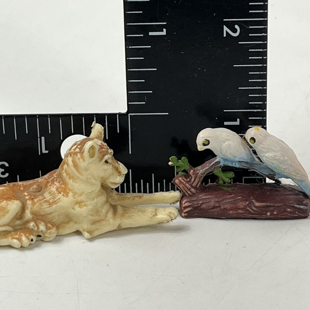 Vintage Plastic Figurine Lot 1960–70s St Labre Indian Magnet Frogs Cow Duck 8 Pc - Picture 11 of 14
